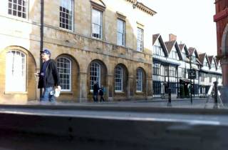 Die Hobsons Patisserie in Stratford-upon-Avon, hier wieder ein künstlerisch völlig misslungenes Foto, hehe.