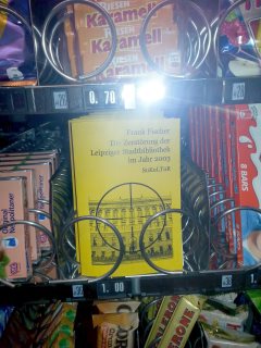 ›Die Zerstörung‹ in freier Wildbahn im SUKULTUR-Automat (Sept. 2014)